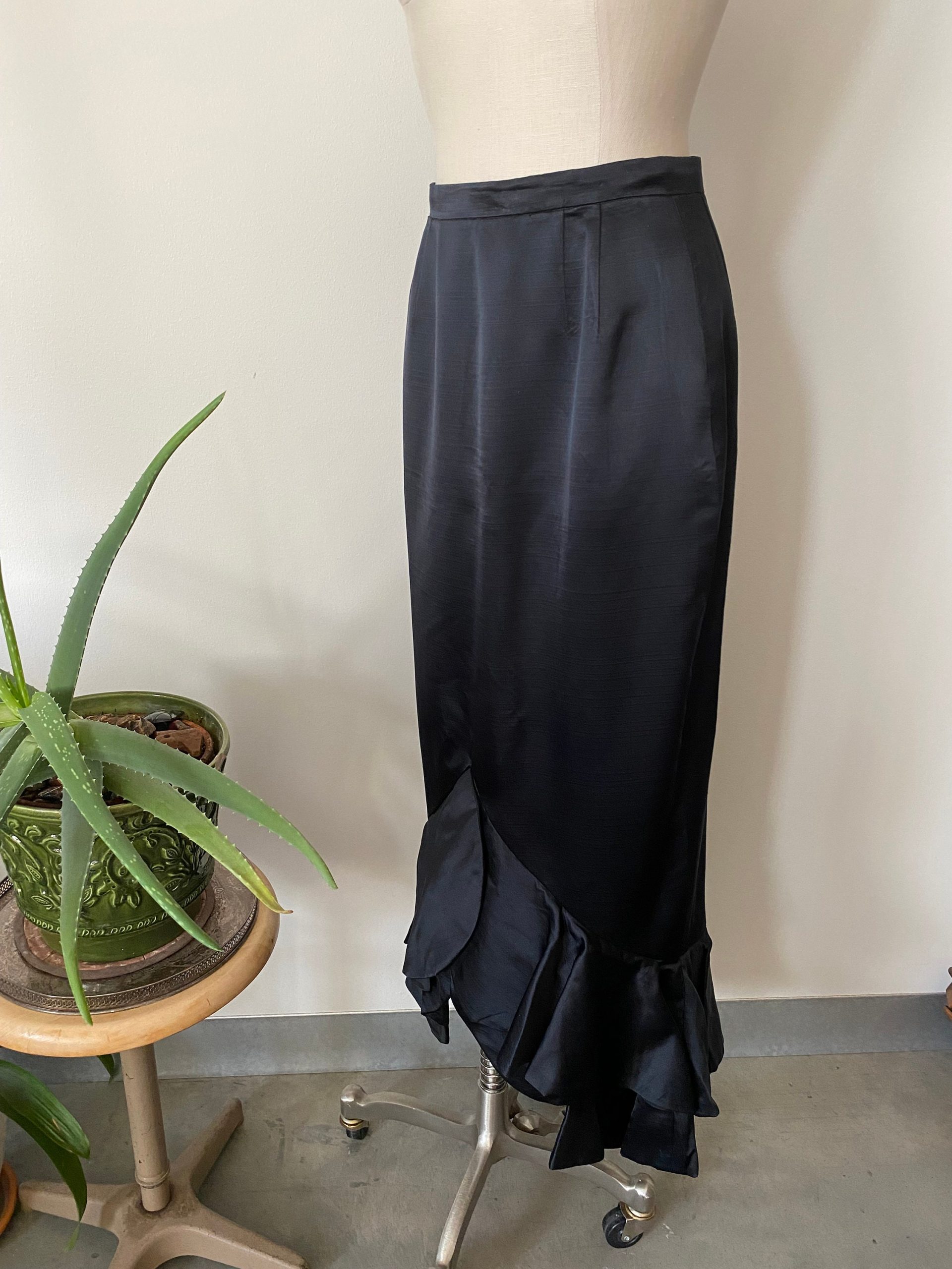 Black Satin Mermaid 1960's Pencil Skirt