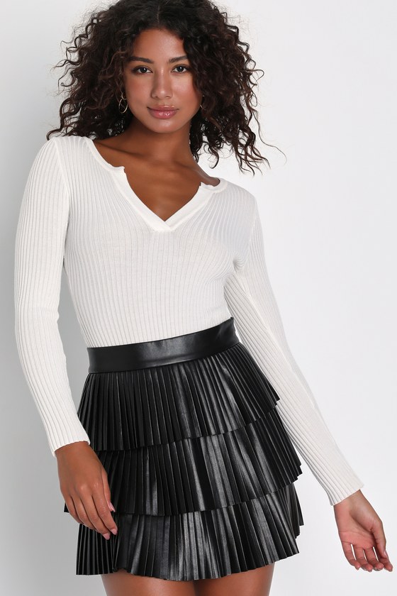 Bold Charm Black Vegan Leather Pleated Tiered Mini Skirt