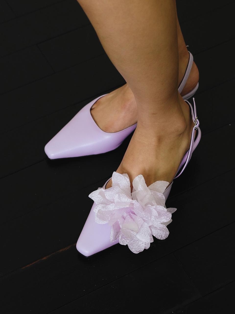 Bouquet Kitten Heel