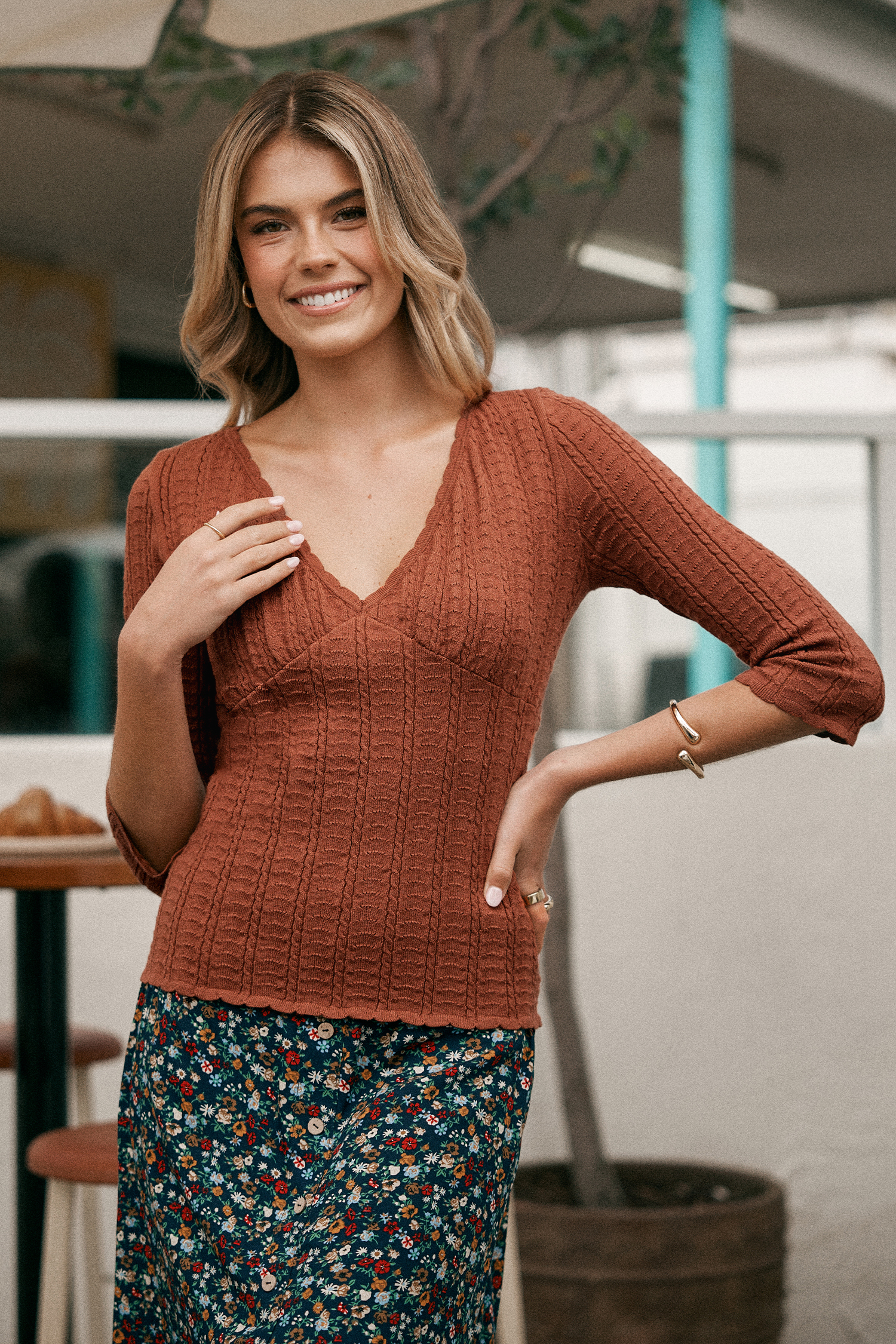 Brick Red V-Neck 3/4 Sleeve Knit Top - XL