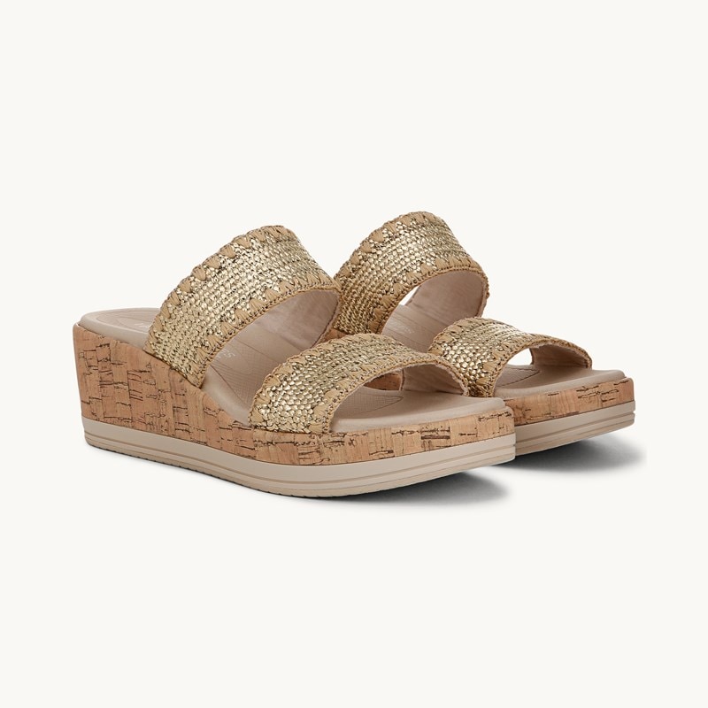 Bzees For LifeStride Shoes Resort Wedge Sandal (Gold Stretch Raffia Fabric) 10.0 W