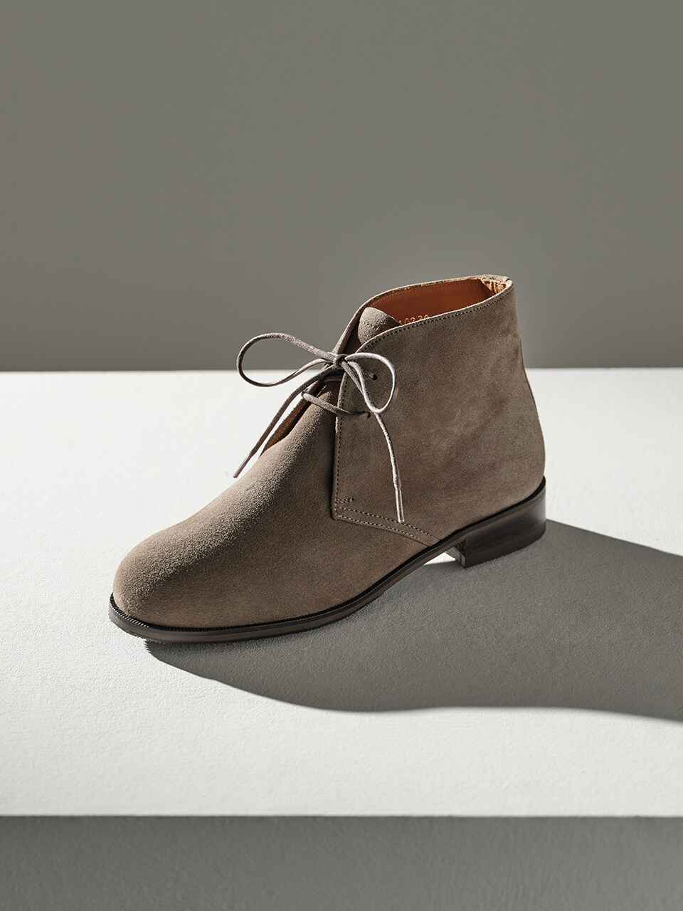 CHUKKA BOOTS _ SUEDE BEIGE