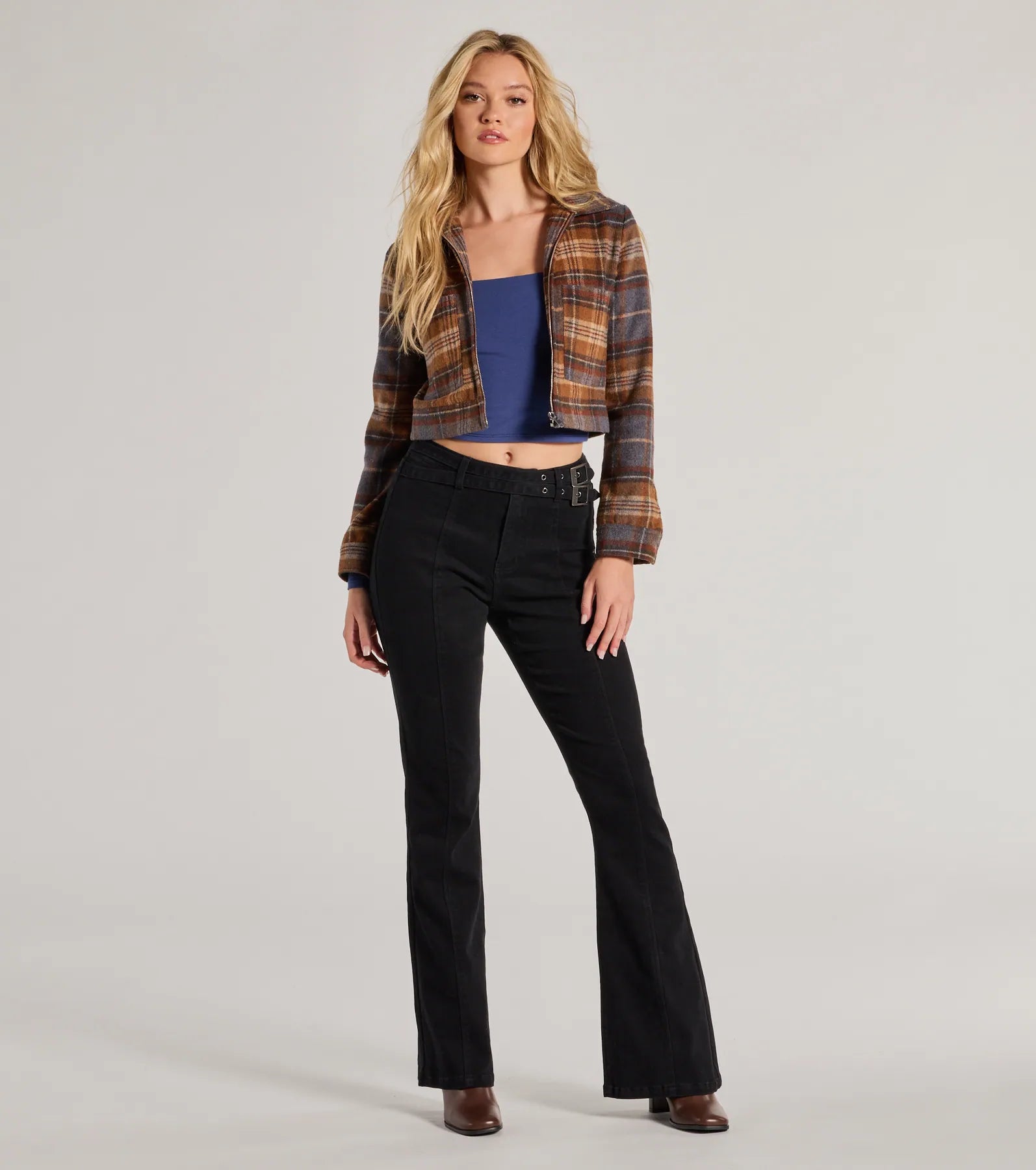 Cool Icon High-Rise Belted Bootcut Pants