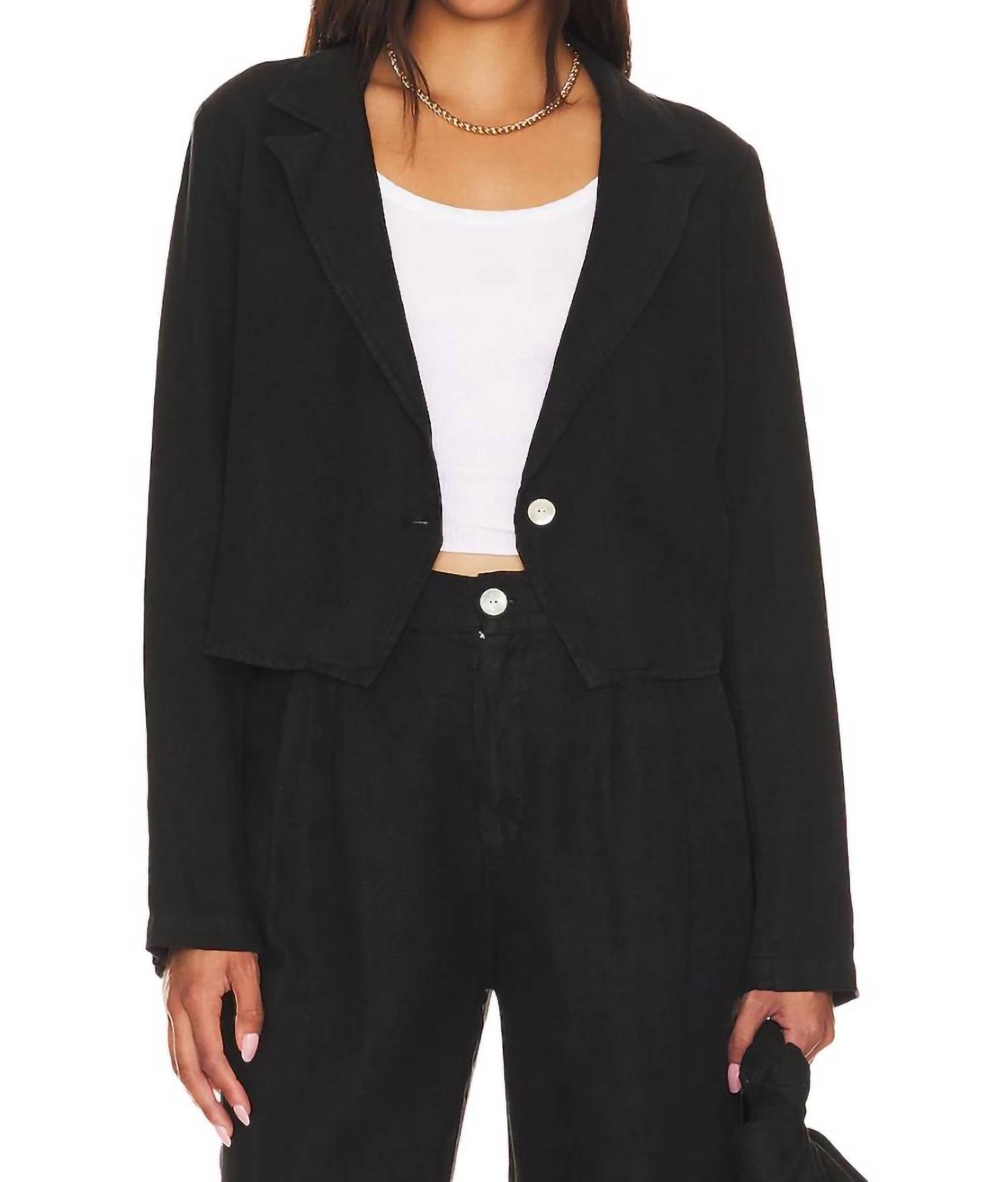 Cropped Blazer In Black