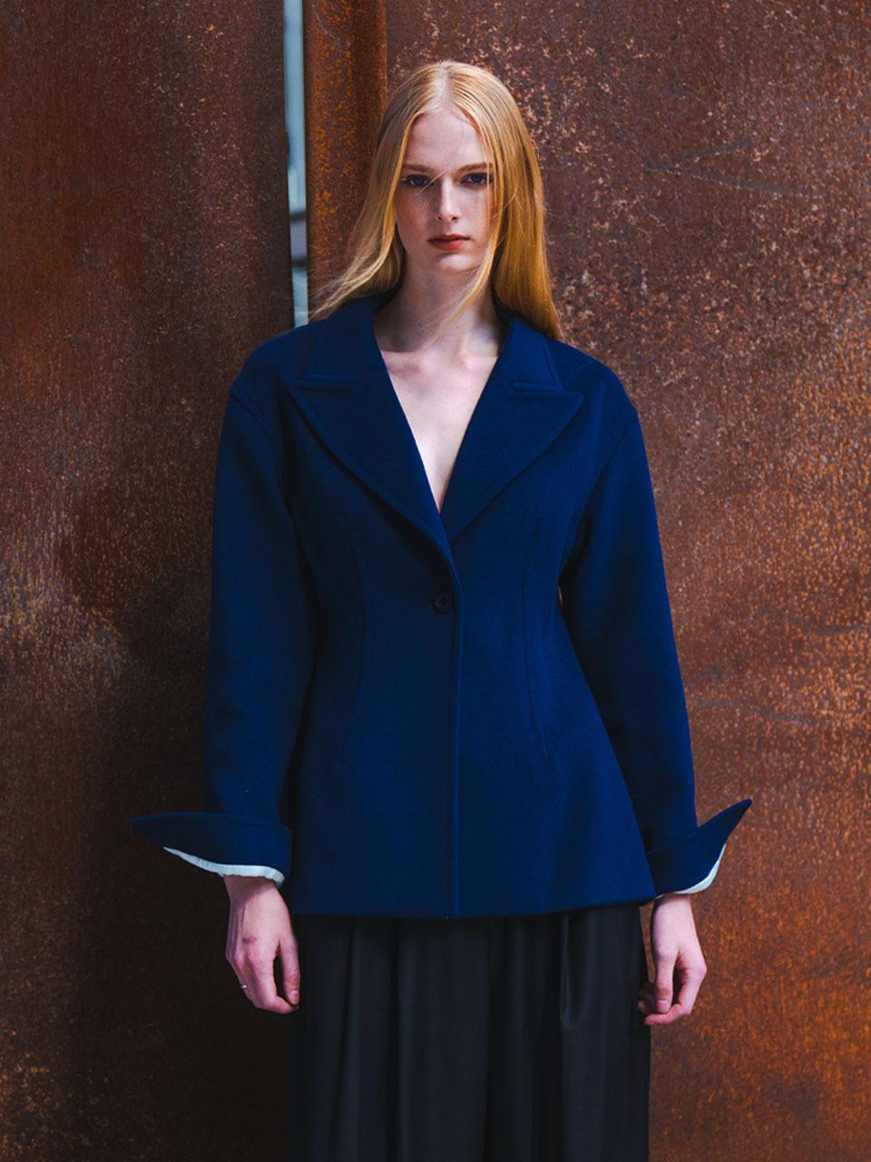 Curved Drop Shoulder Wool Blazer [Blue]