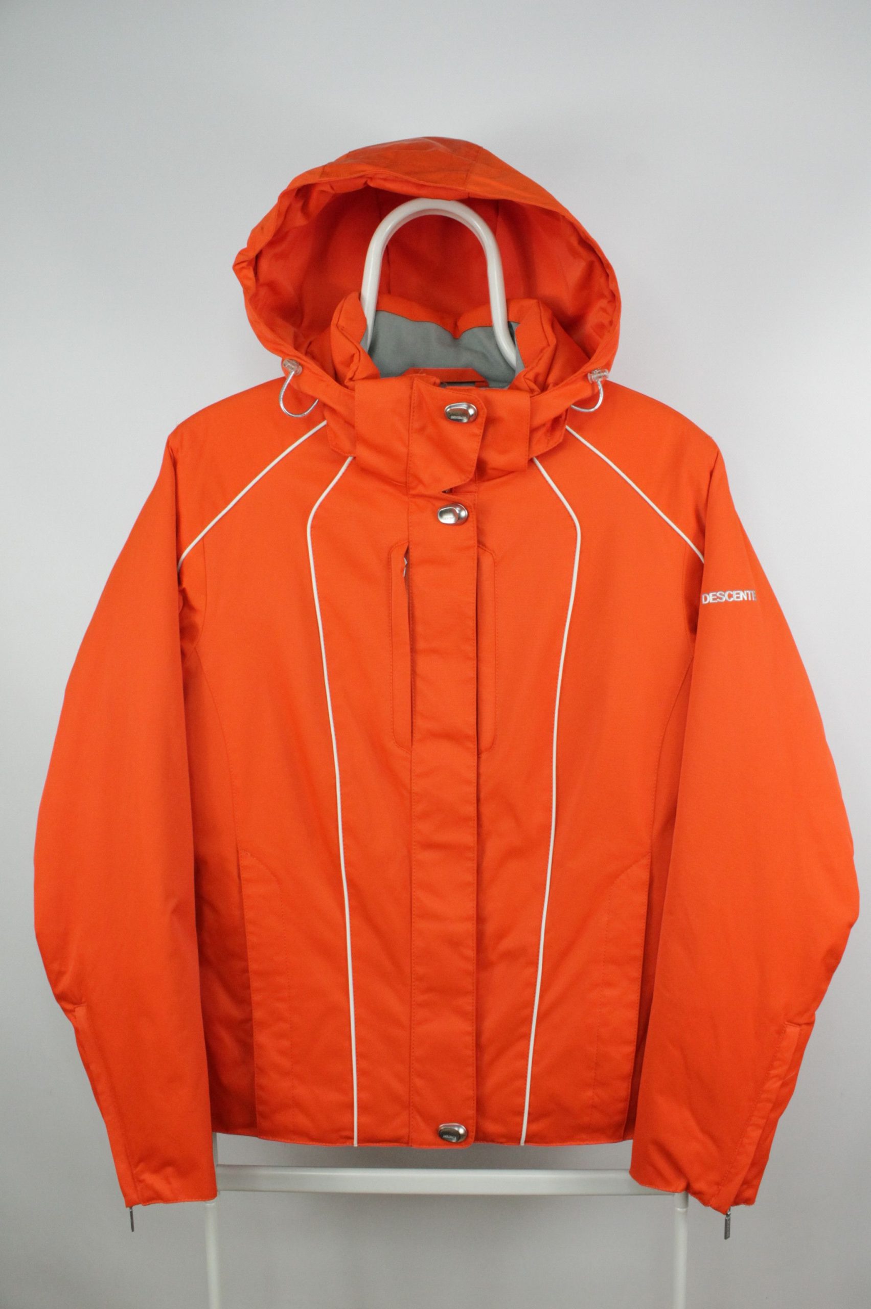 Descente Ski Winter Snow Waterproof Jacket Women's in Orange (Size Large)