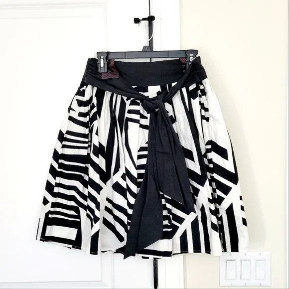 Dupe x Vacation Connection 18 Geometric Print 1/2 Circle Swing Skirt in Black/White, Women's (Size 32)