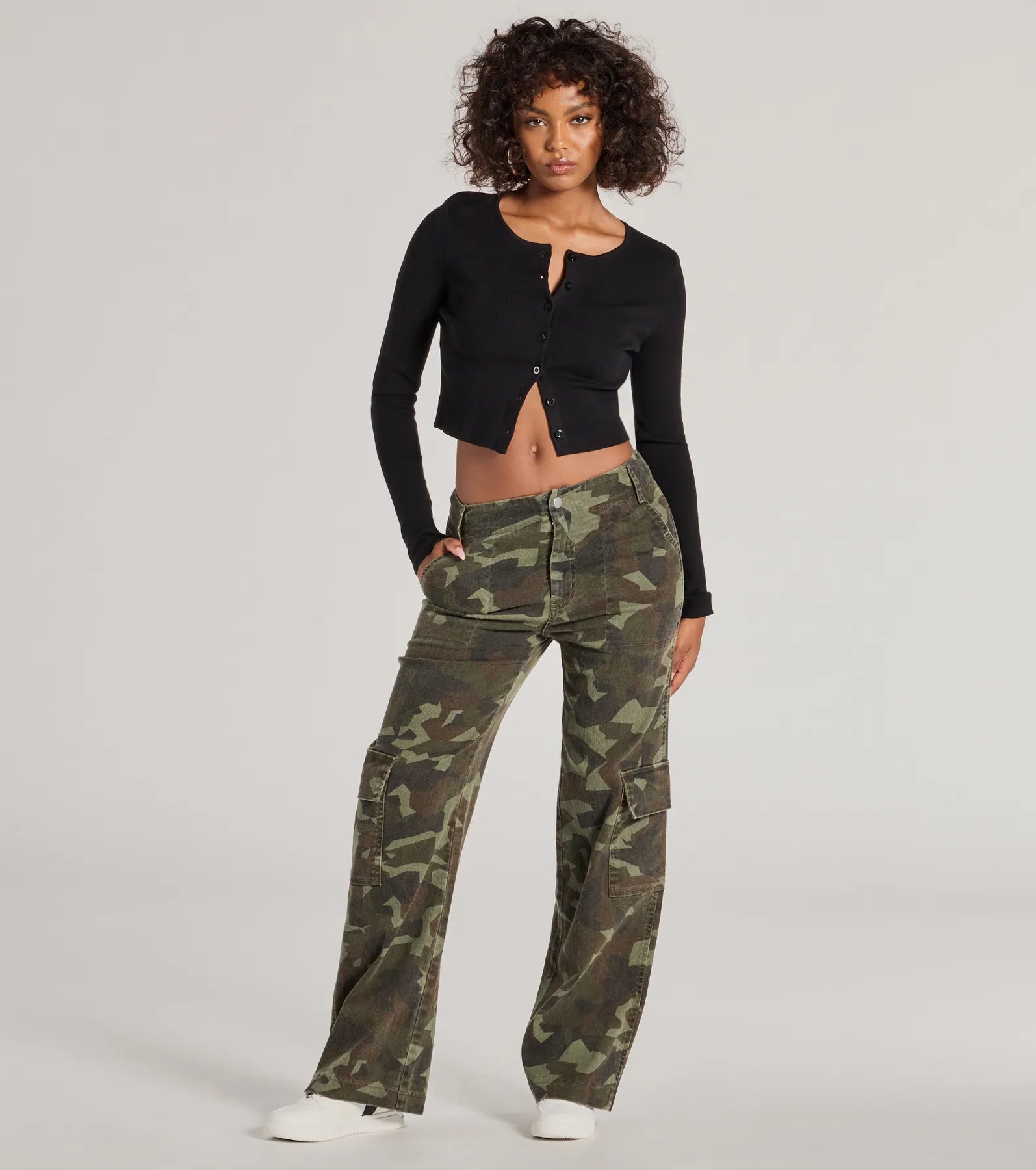 Effortlessly Chic Mid Rise Camo Cargo Denim Pants