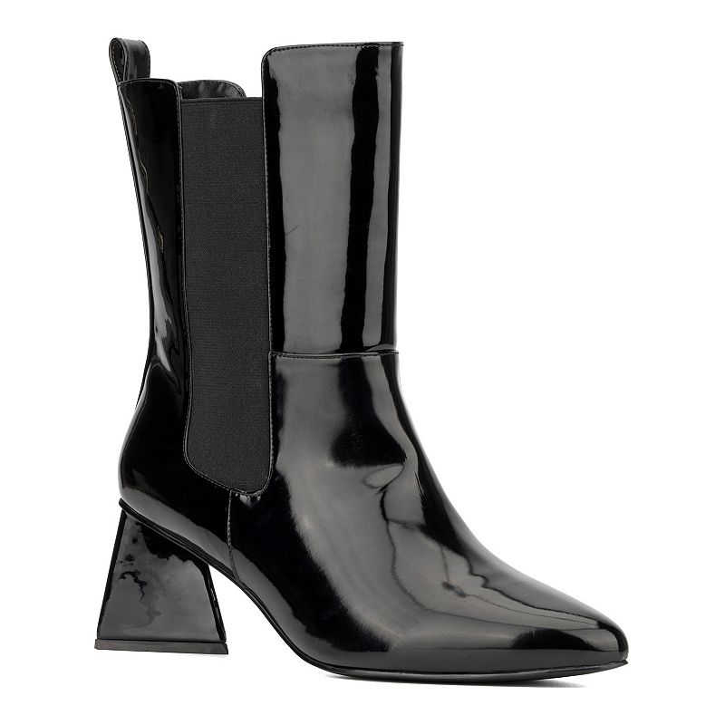 Fashion to Figure Danica Women's Heeled Chelsea Boots, Size: 8 Wide, Black