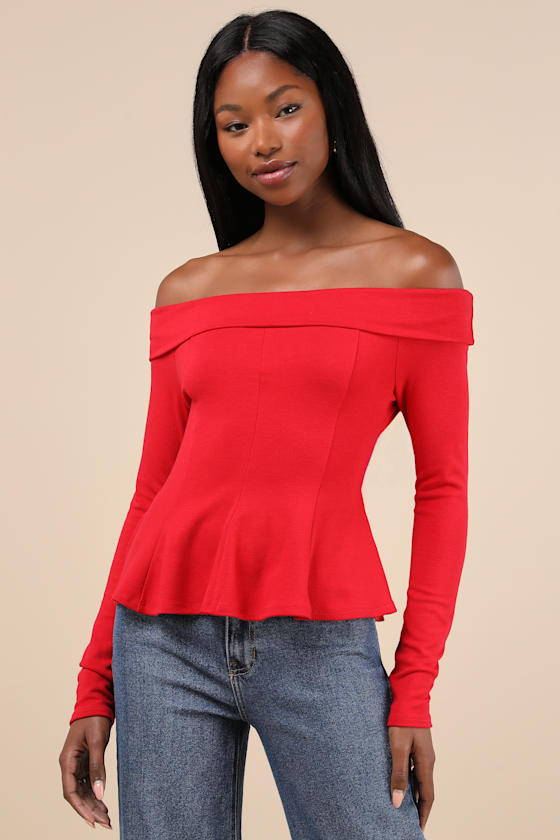 Flattering Pick Red Off-the-Shoulder Long Sleeve Top