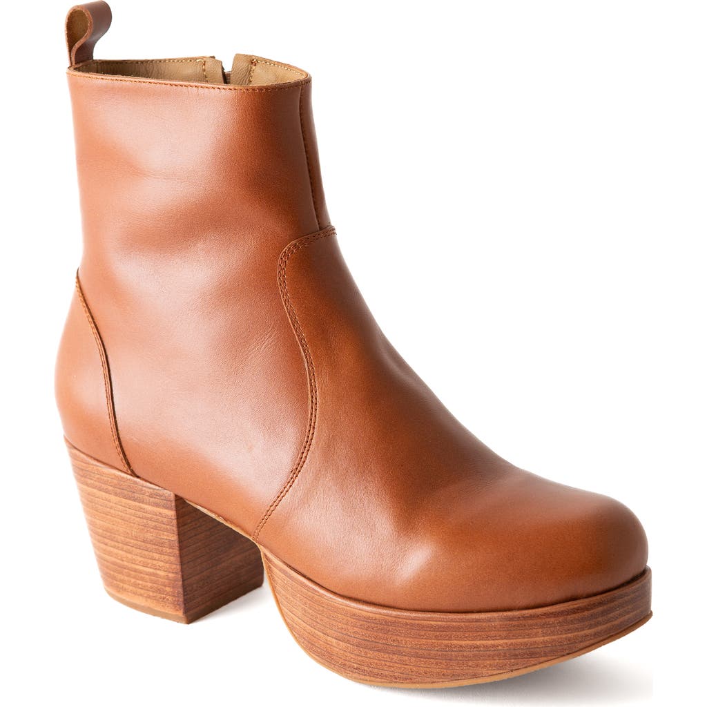 Fortress Charli Leather Platform Clog Boot in Whiskey at Nordstrom, Size 35M Eu