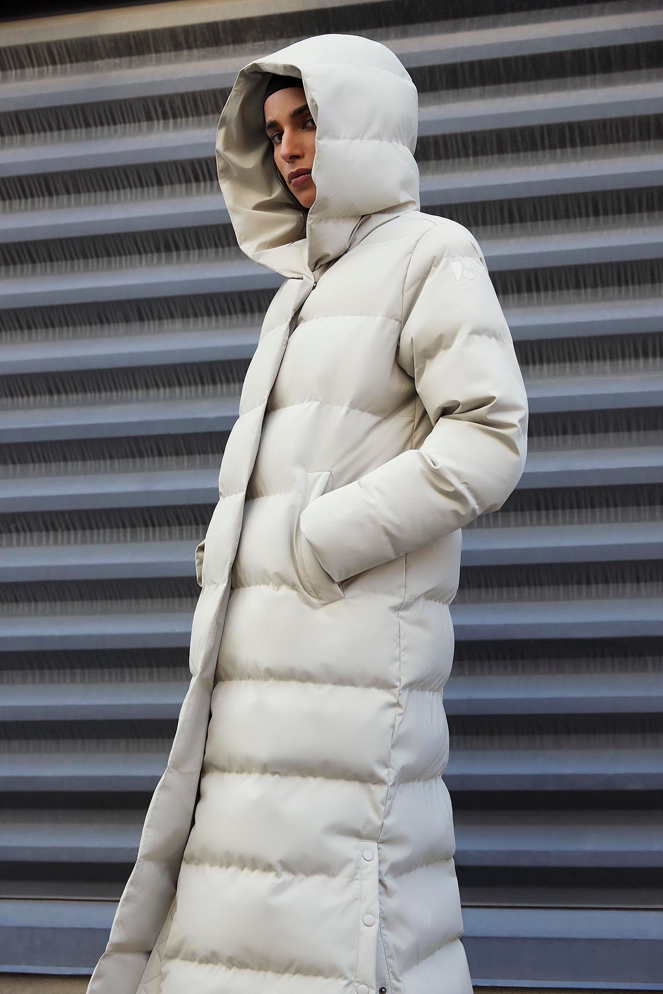 Frank And Oak The Highland Long Puffer Coat in Light Greige