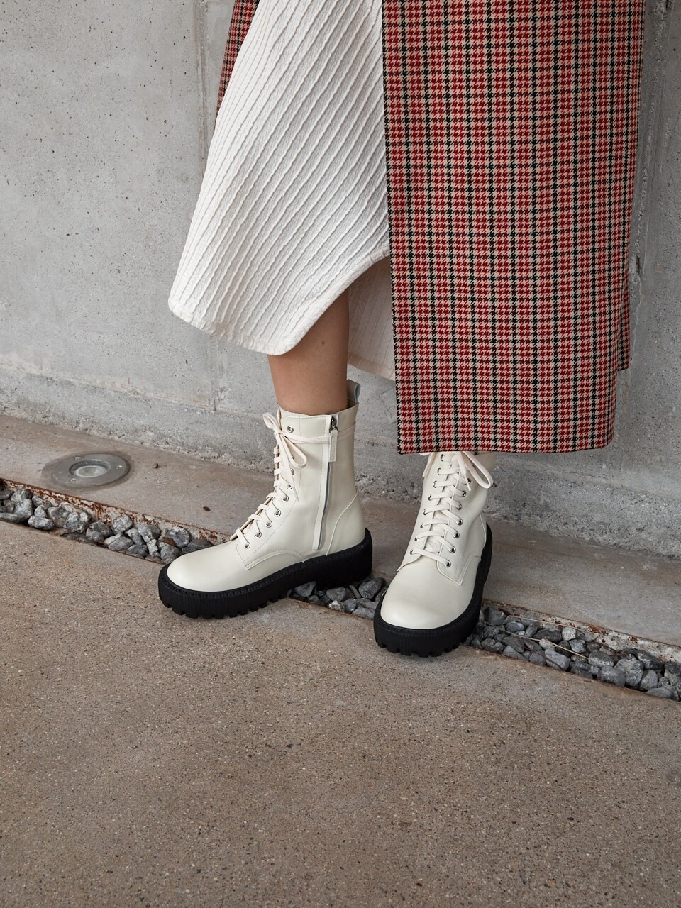 Frederik Lace-up Combat Boots - White