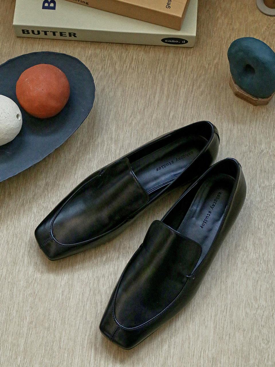 Genuine Leather Classic Nimp Loafers [Black]