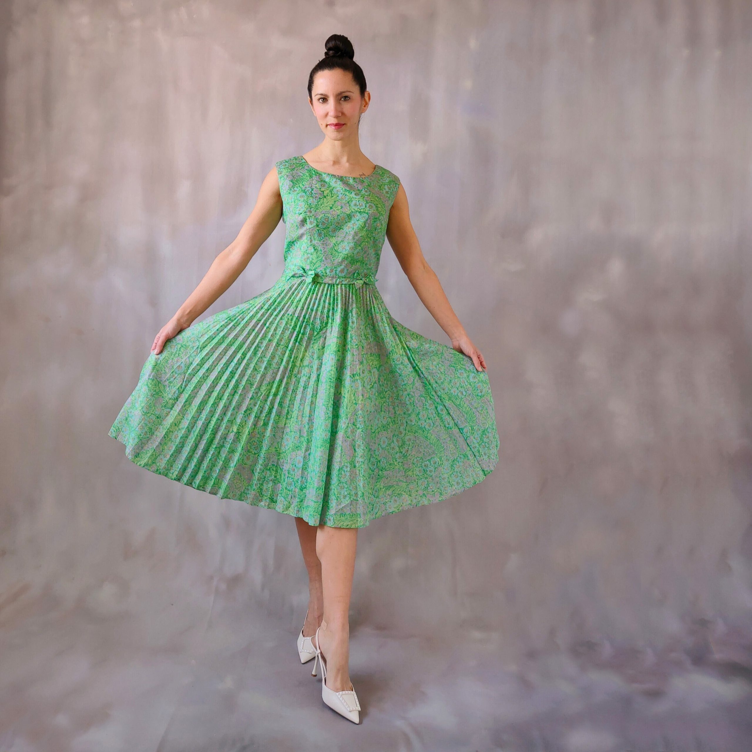 Green Floral Midi Dress, Vintage Romantic Dress With Bows, Pleated Skirt Fit & Flare Wedding Guest Sleeveless 80S Prom Fairy