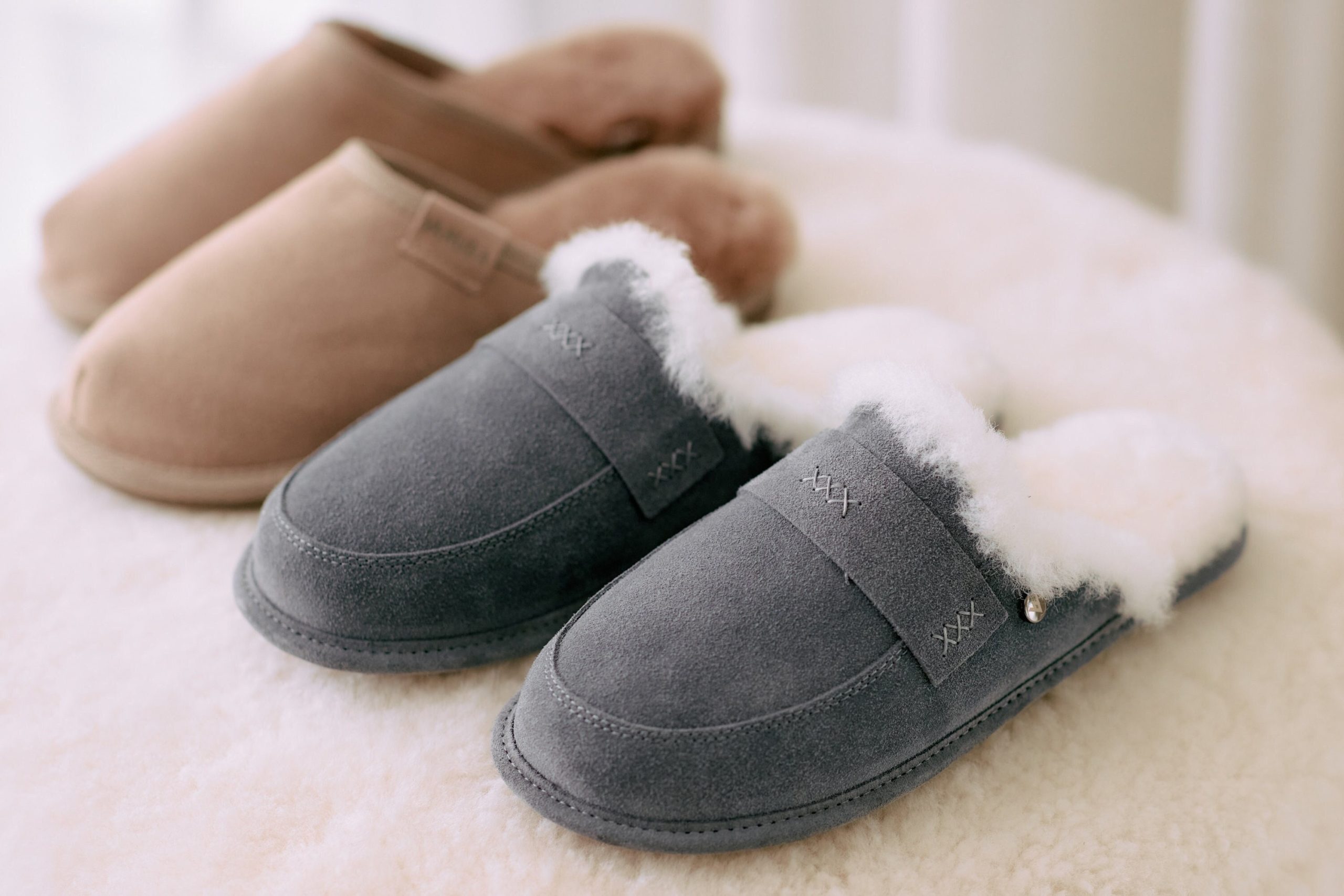 Grey Slip On Slippers For Women, Sheepskin Moccasins, Fluffy Wool Flip-Flops