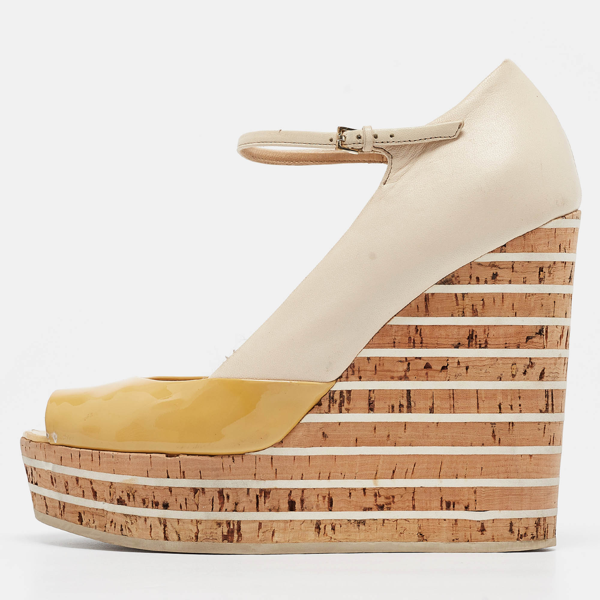 Gucci Beige/Yellow Patent And Leather Cork Wedge Pumps Size 39