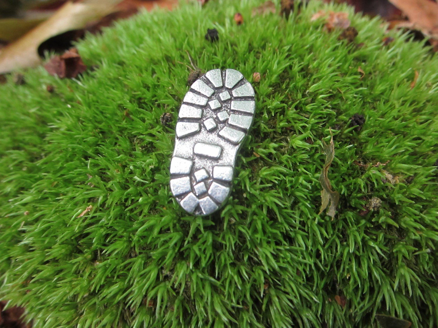 Hiking Boot Lapel Pin - Cc522- Hiker Adventure Pins