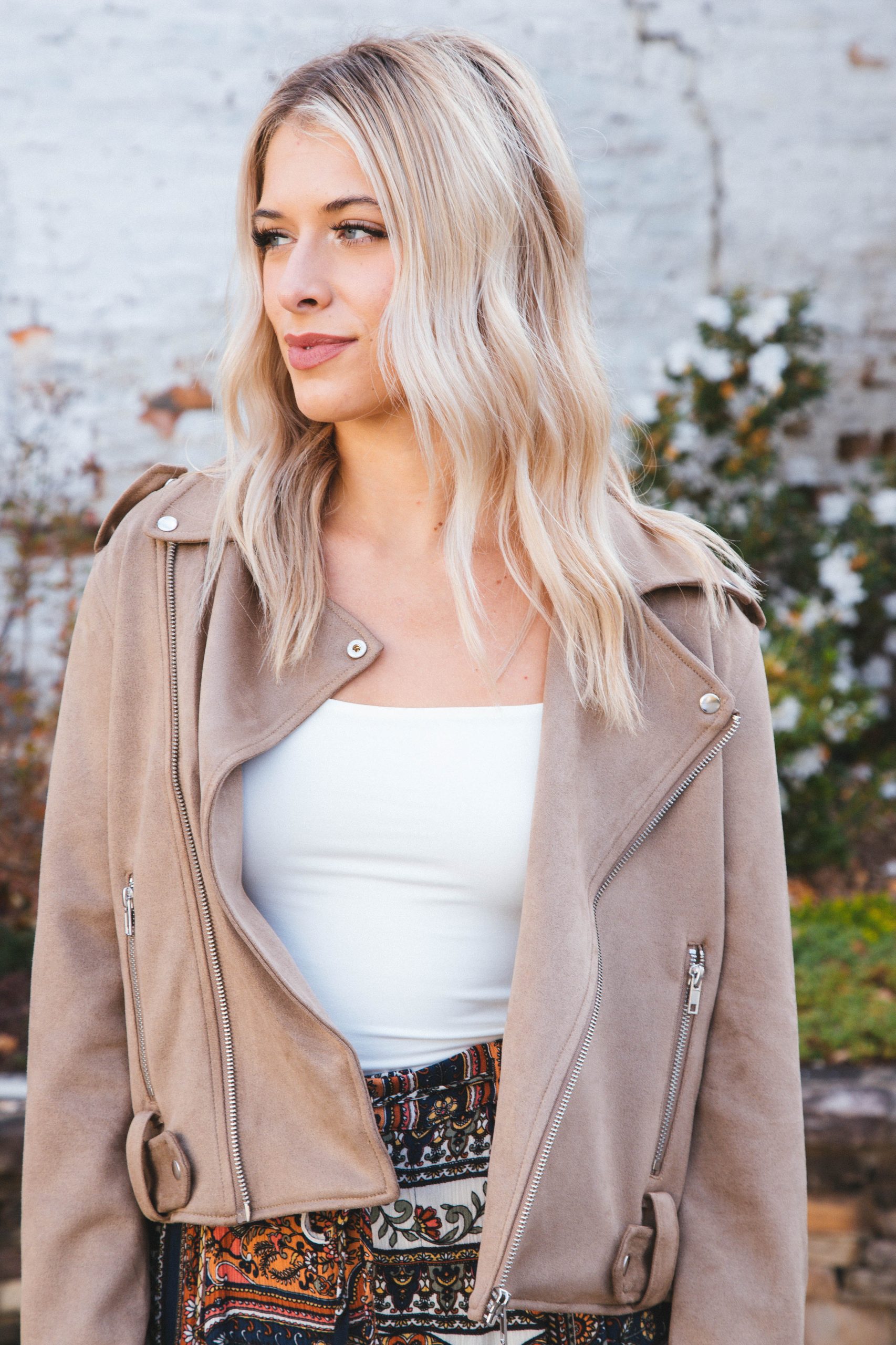 Isamar Faux Suede Moto Jacket Sandshell | Velvet Heart