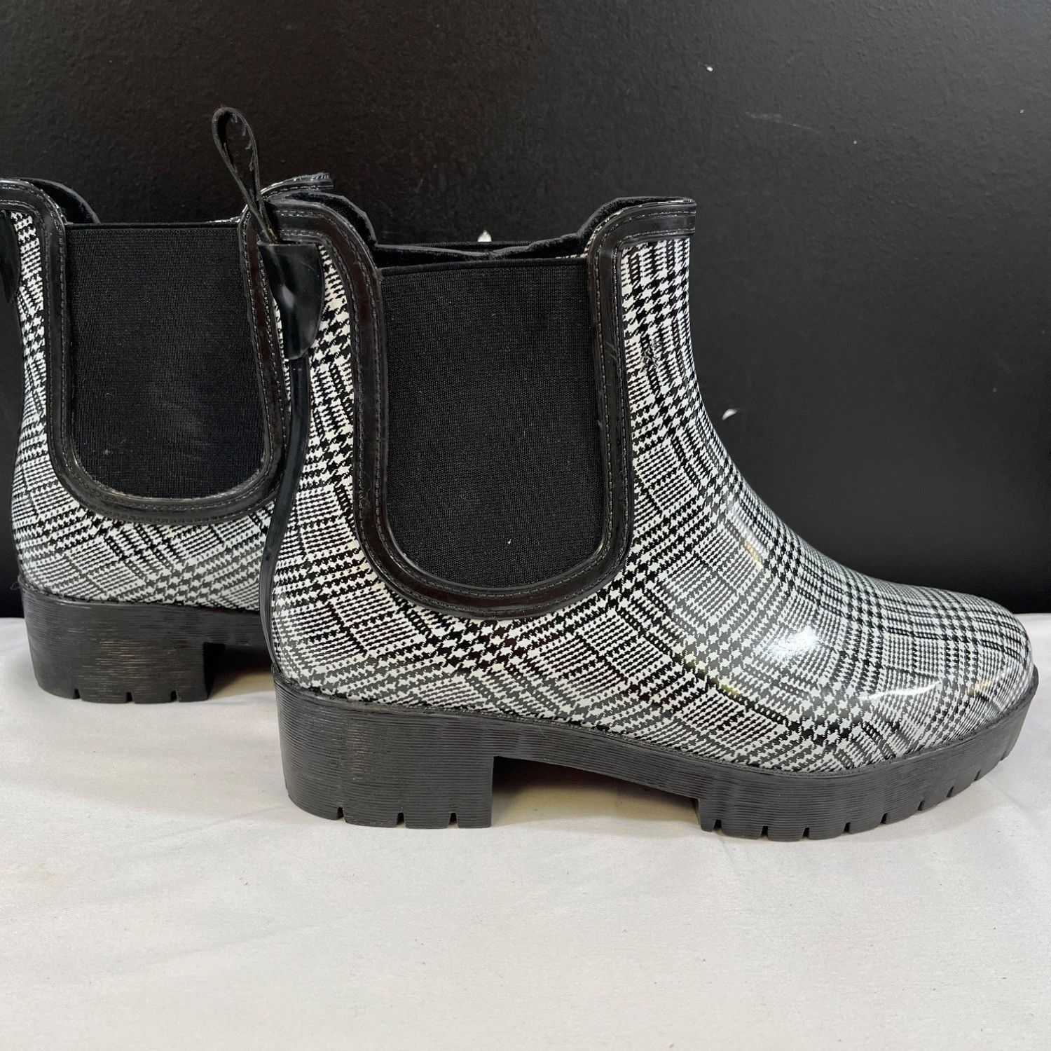 Jeffrey Campbell Womens Black & White Rain Boots Size 7 Sku