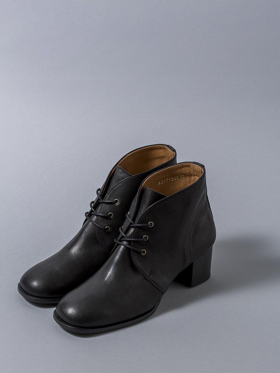 Lace-up Ankle Boots in Black