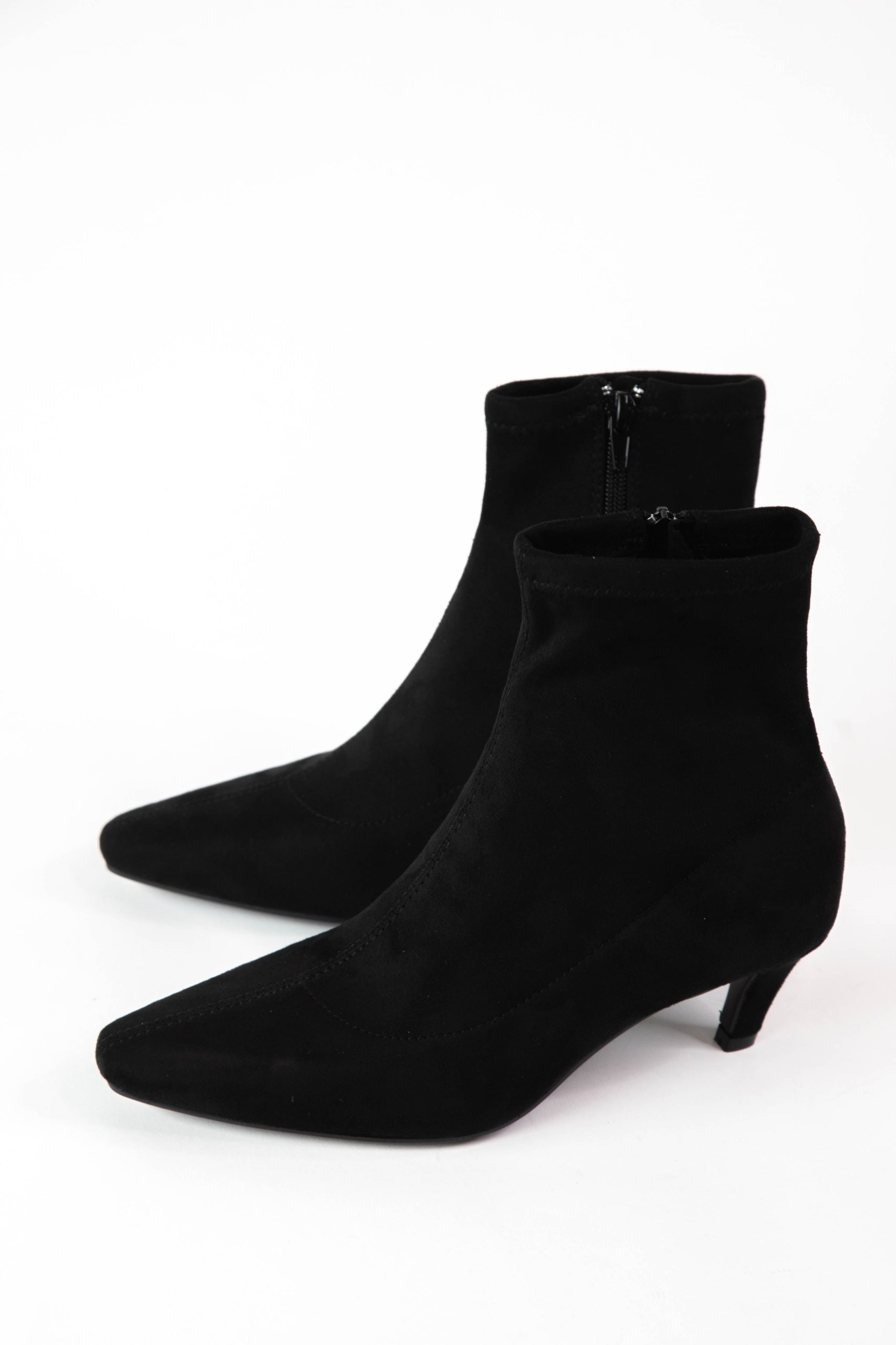 Lean Suede Kitten Heel Bootie Black