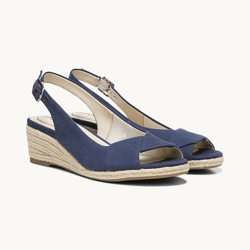 LifeStride Shoes Socialite Wedge Sandal (Luxe Navy Fabric) 10.0 M