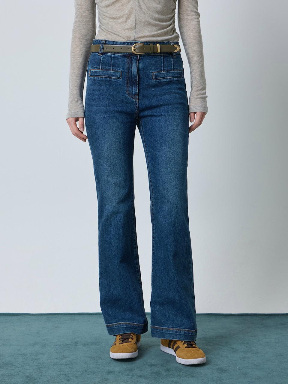 Lip pocket Semi Bootcut Denim Pants IN_C244PSA431