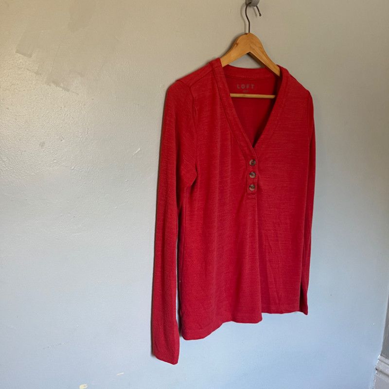 Loft Women's Long-Sleeve Top Size M Red