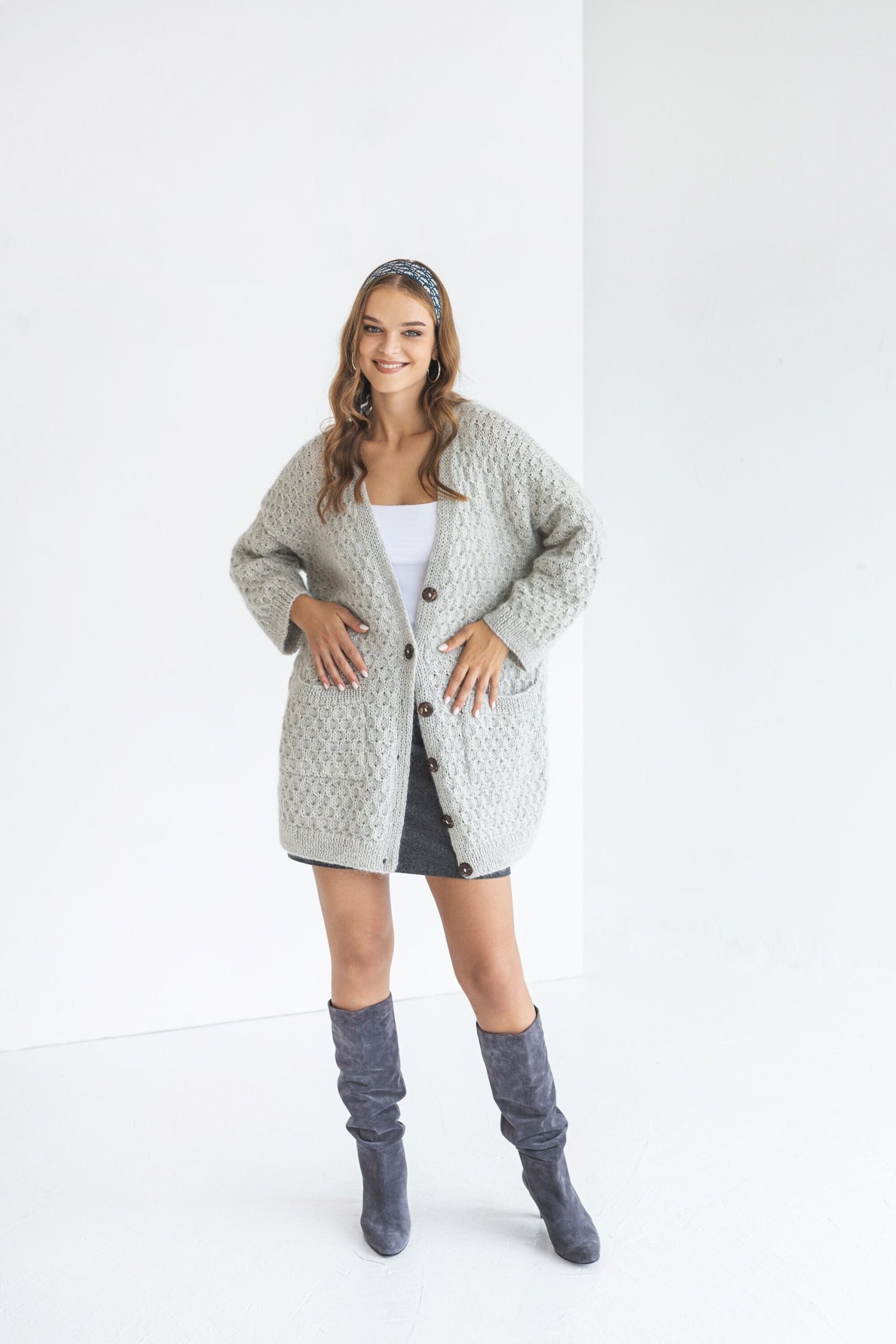 Long Light Gray Mohair Cardigan With Pockets, Grey Fluffy Cable Knit Alpaca Blend Sweater Buttons, Thick Fuzzy Chunky Knitted Gilet