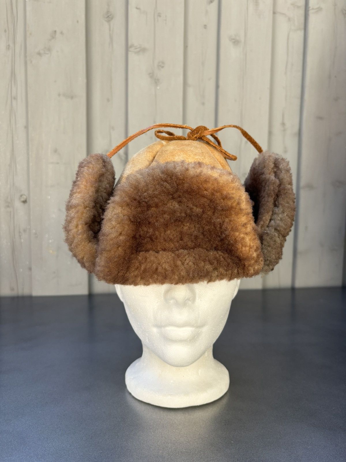 Made In Canada x Sheepskin Coat Vintage Shearling Trapper Sheepskin Ushanka Aviator Hunting in Brown, Women's