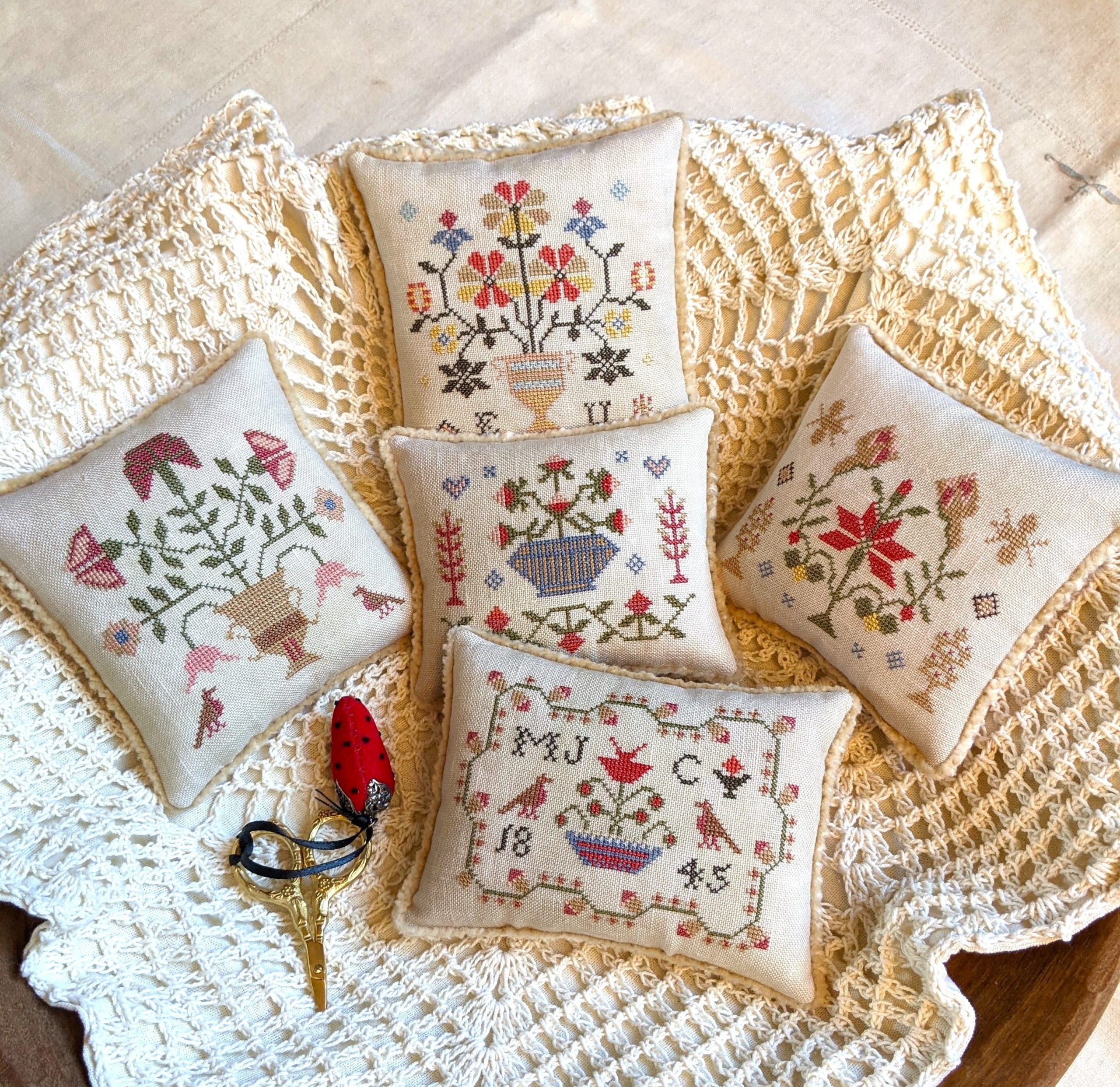 Mary Jane's Motifs Patterns By Lila's Studio