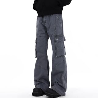 Mid Rise Plain Bootcut Cargo Pants