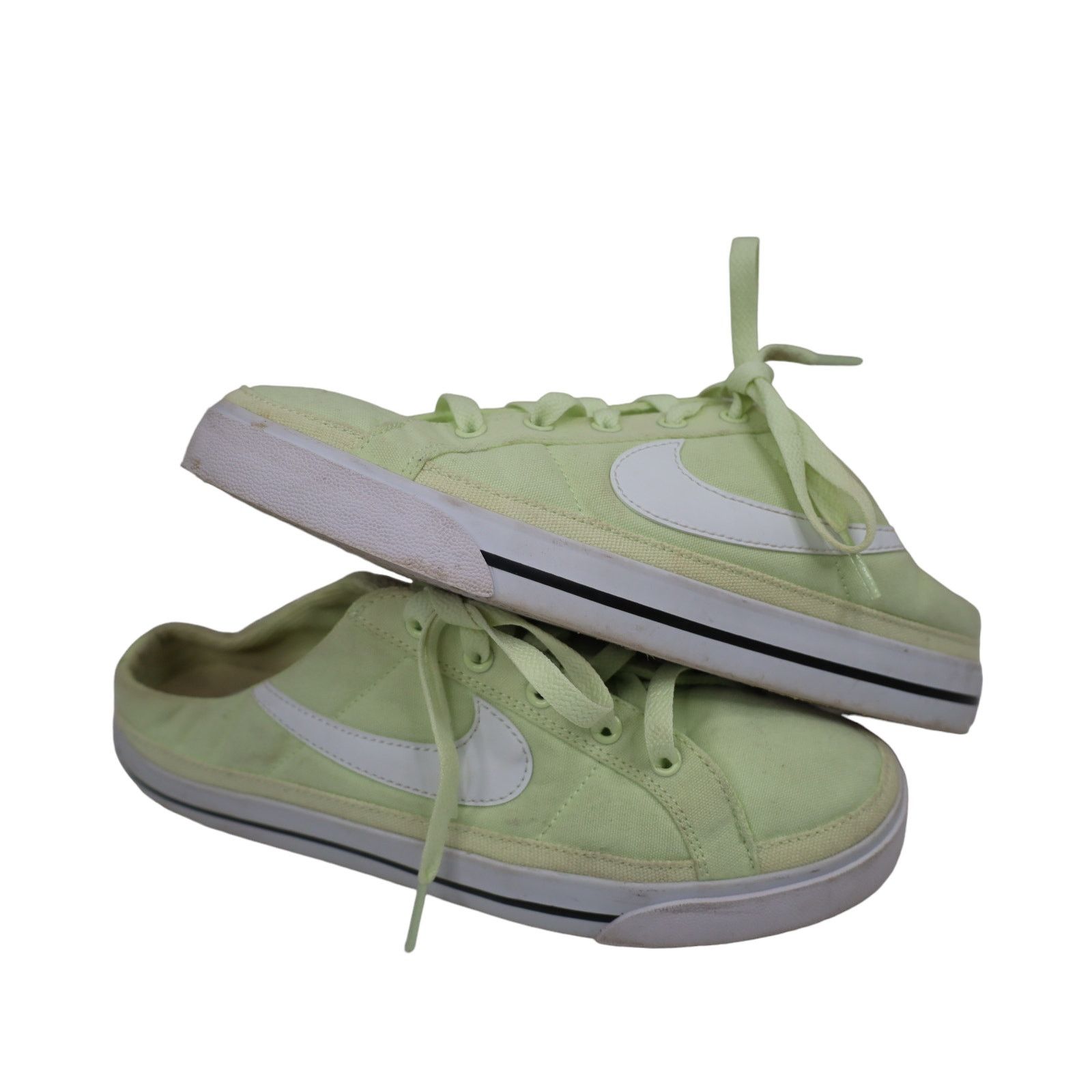 Nike Court Legacy Mule Shoes Sneaker in Green, Women's (Size 8)