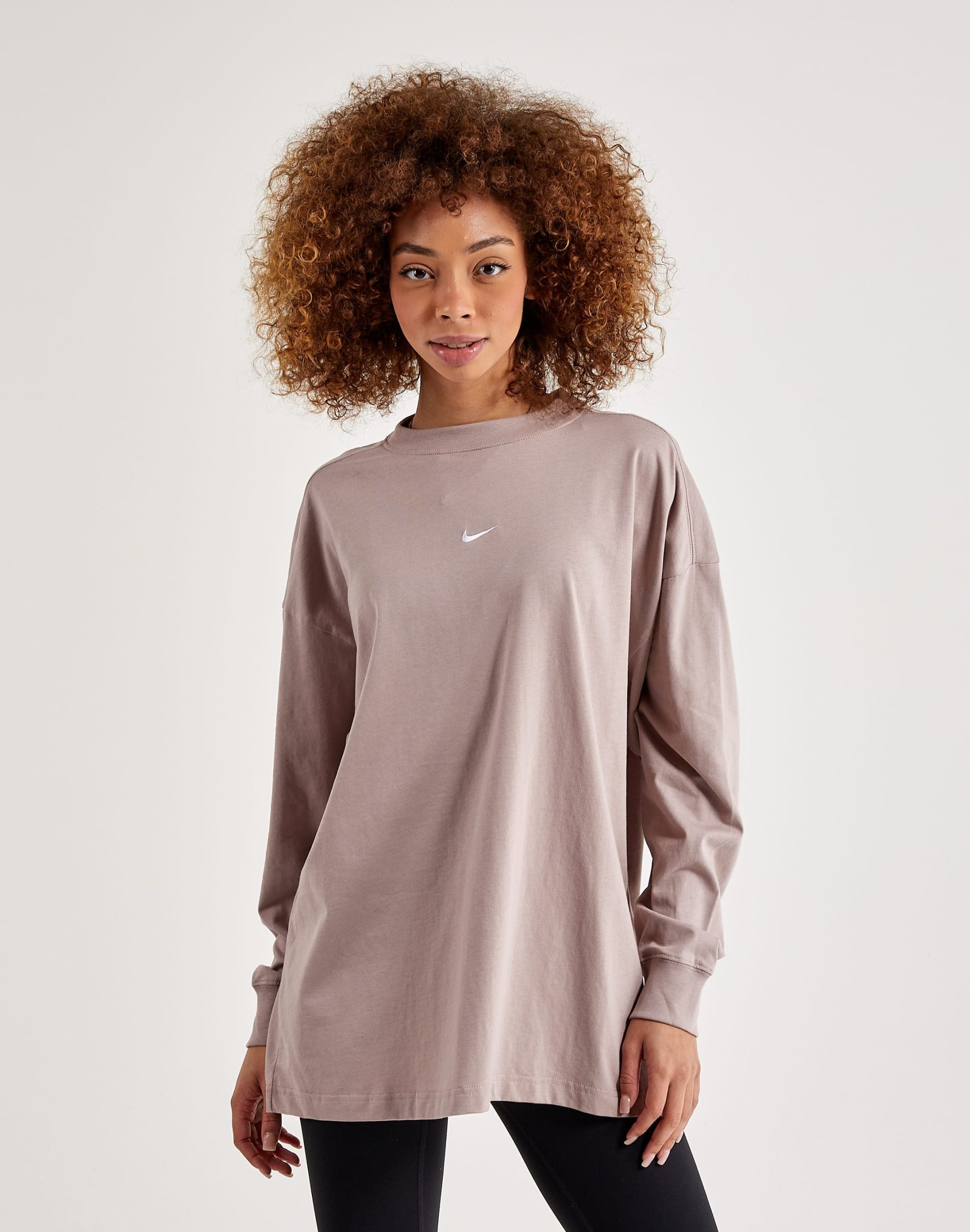 Nike Essential Long-Sleeve Top