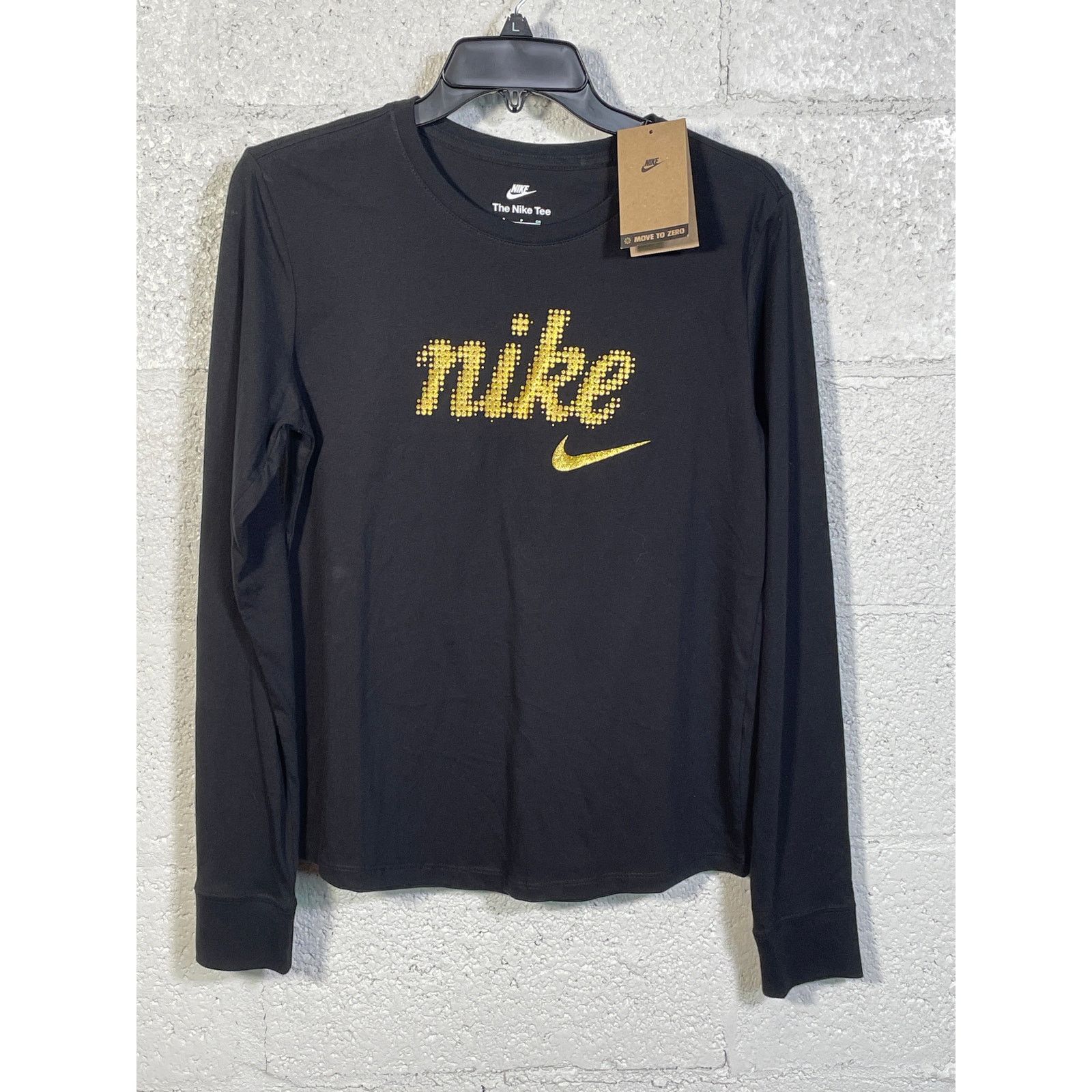 Nike Women's Essentials Long-Sleeve Top Black Small