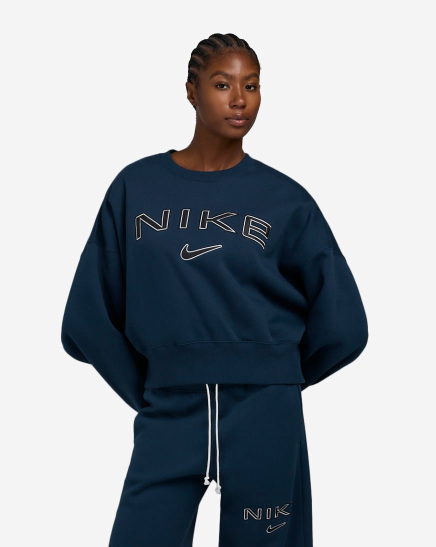 Nike Women's NSW Phoenix Fleece Oversized Crew-Neck Logo Sweatshirt