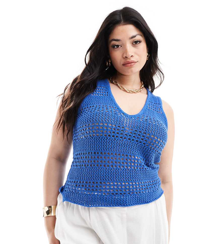 Noisy May Curve crochet tank top in bright blue