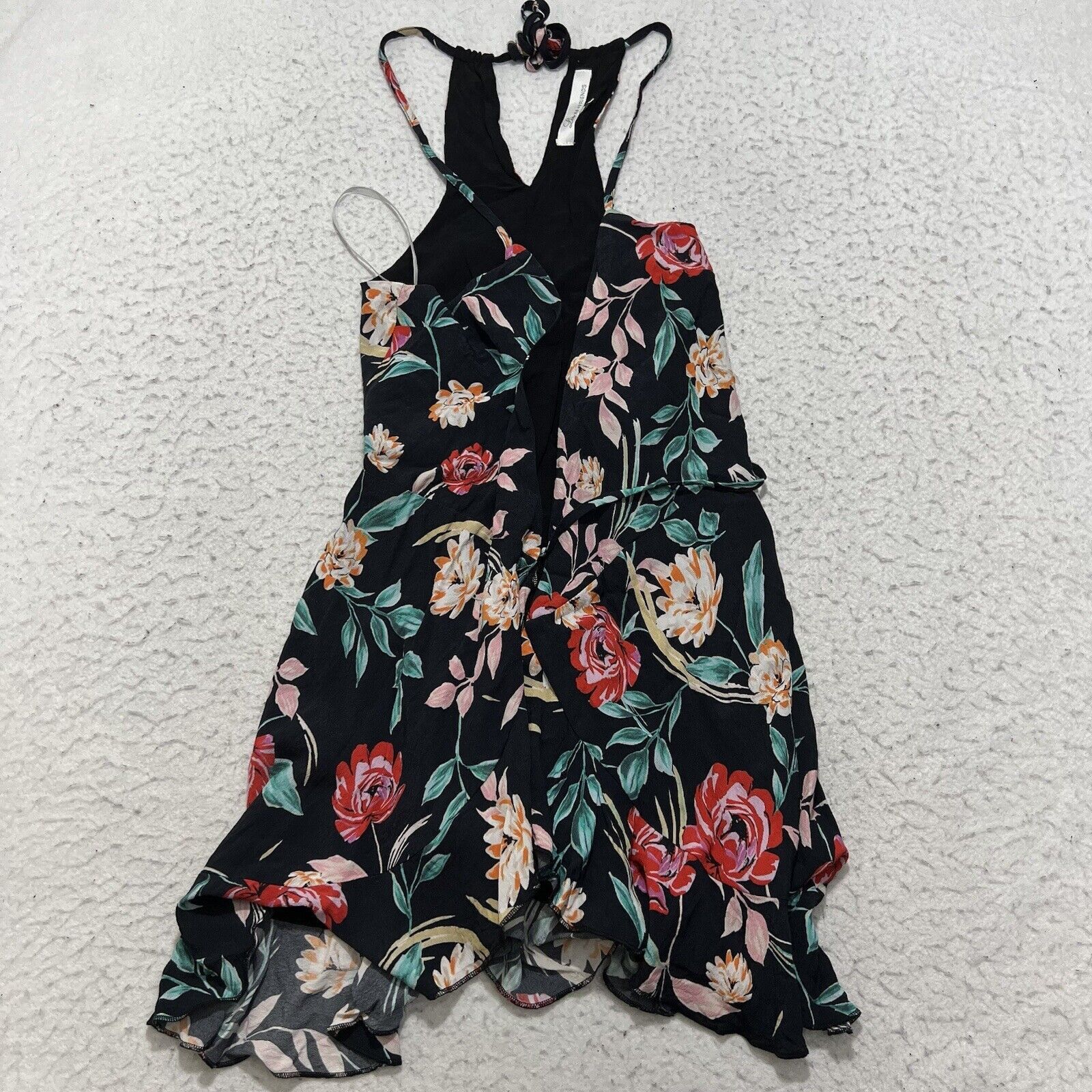 Nordstrom Lovers + Friends Women's Xs Sleeveless Floral Wrap Top in Black