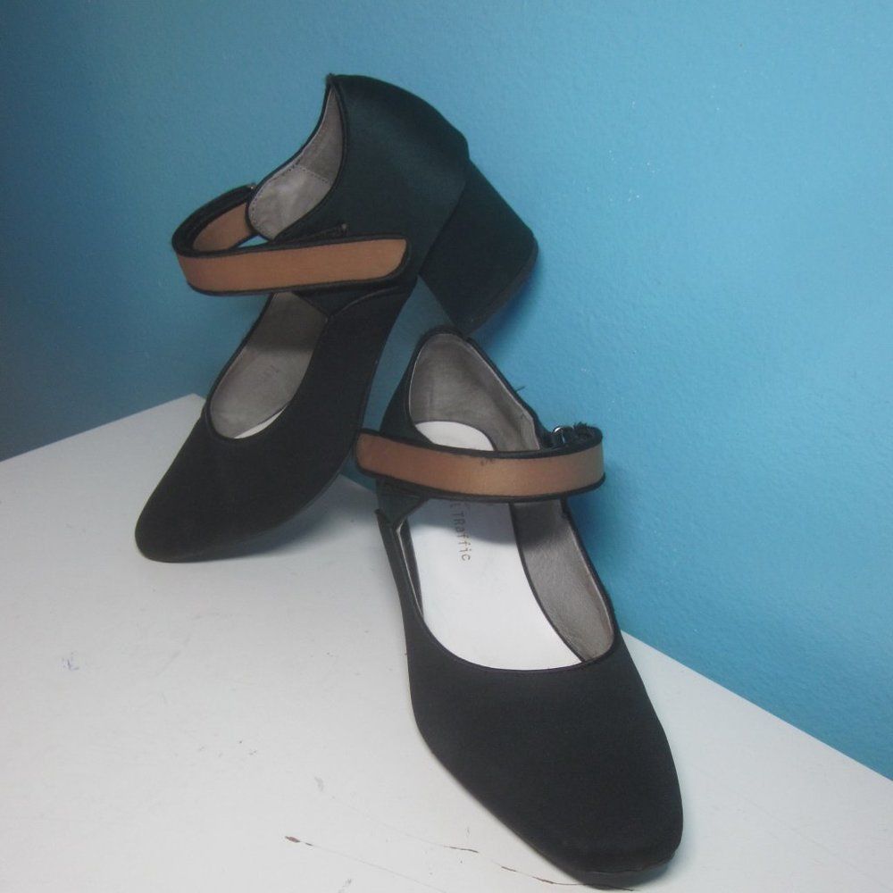 Oriental Traffic Mary Janes Size L / 8 Shoes in Black, Women's