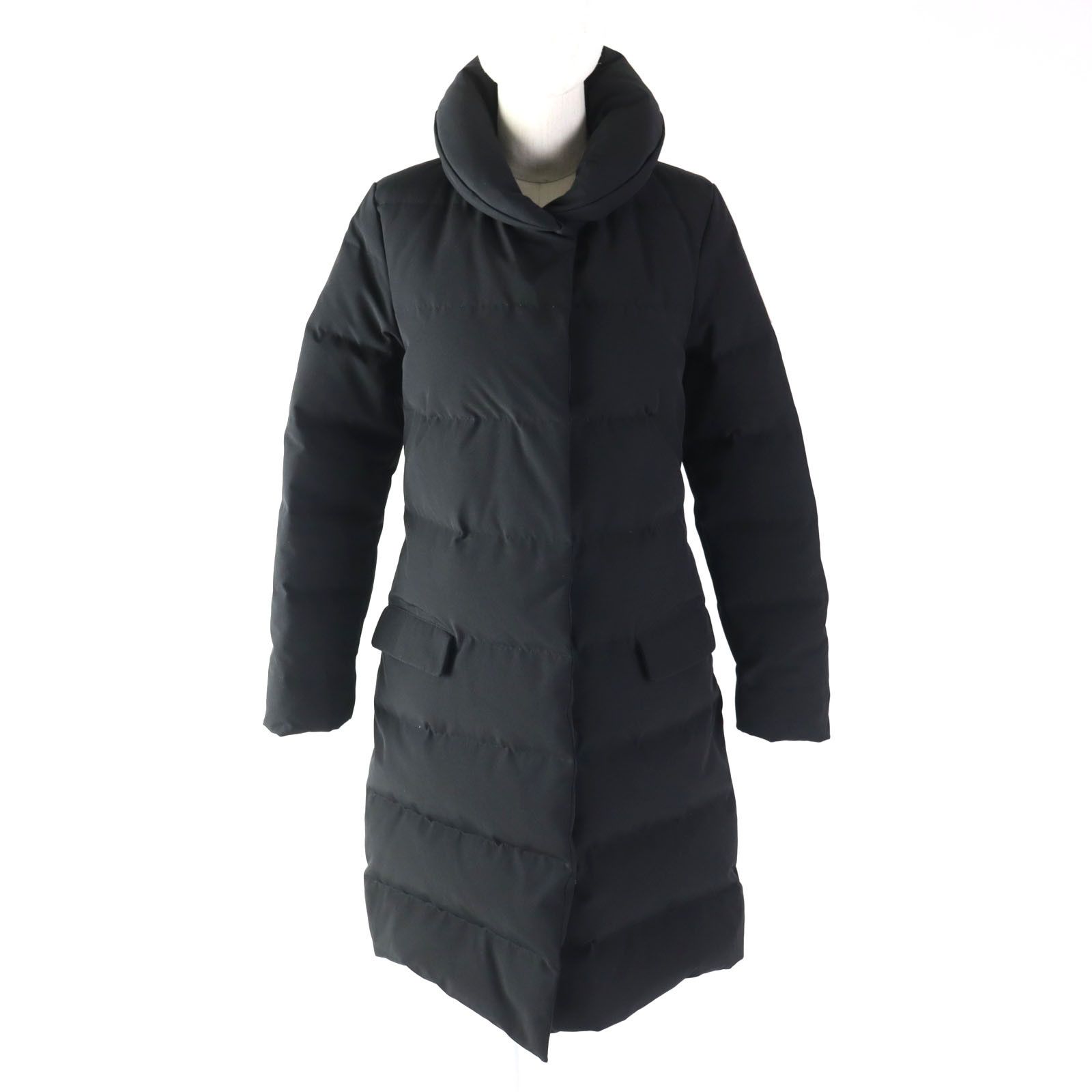 Other Cape Heights Tameford Logo Patch Long Down Coat Xs Canvas Outerwear in Black, Women's