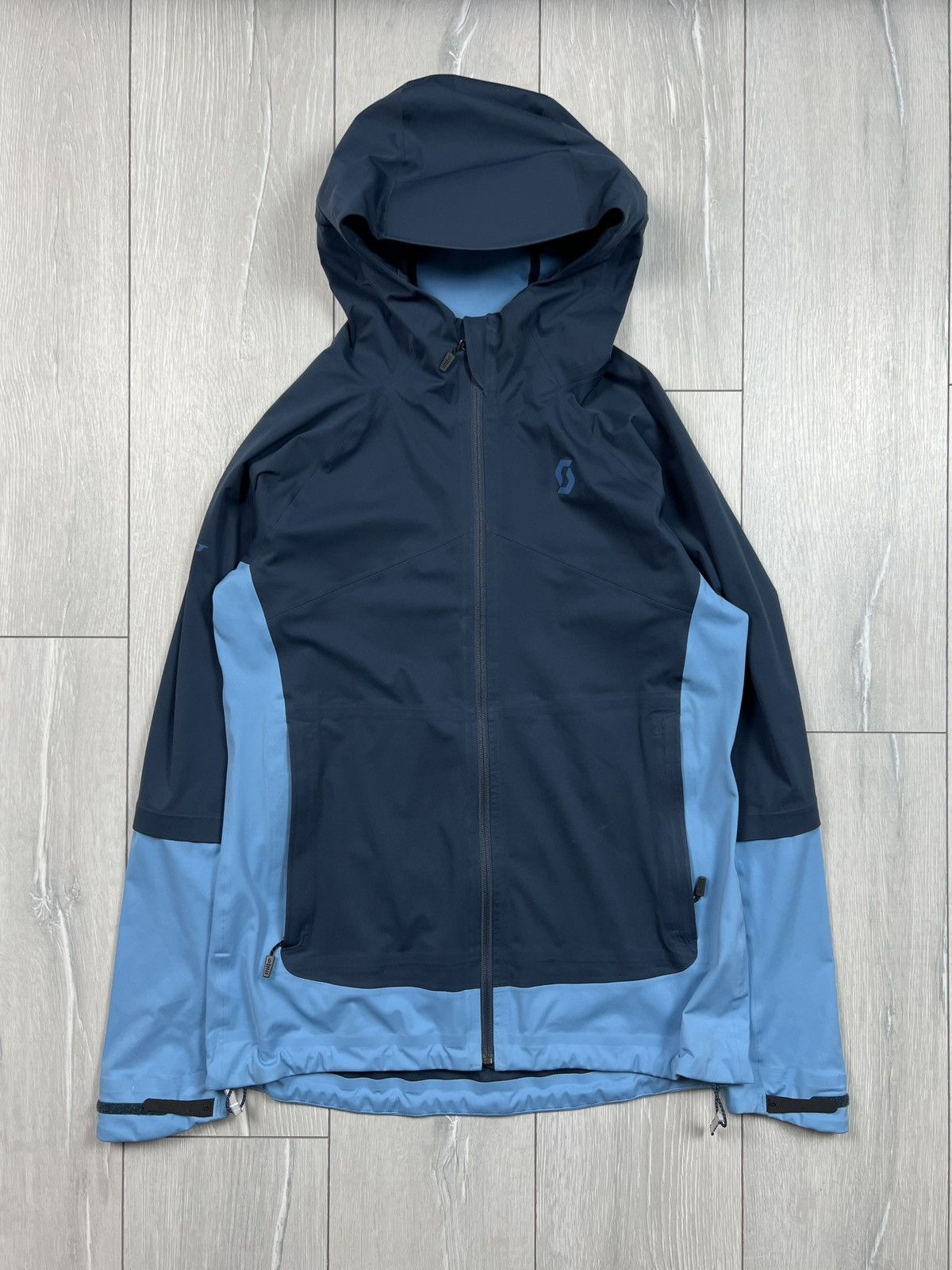 Outdoor Life Scott Sports Lightweight Windbreaker Jacket (Y0043) in Blue, Women's (Size XL)