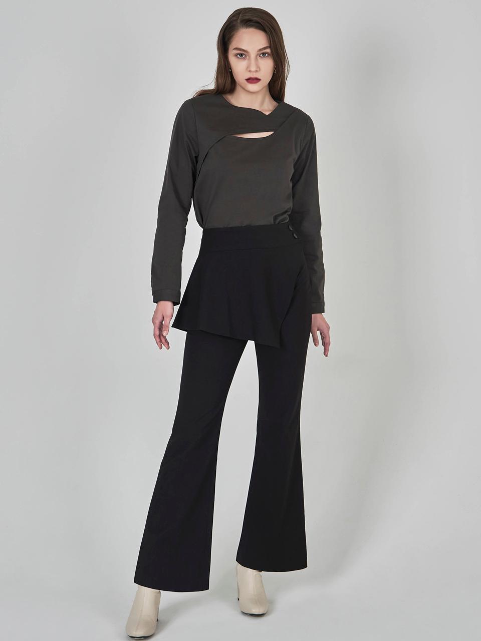 Peplum Bootcut Cotton-Rayon Trousers [Black]