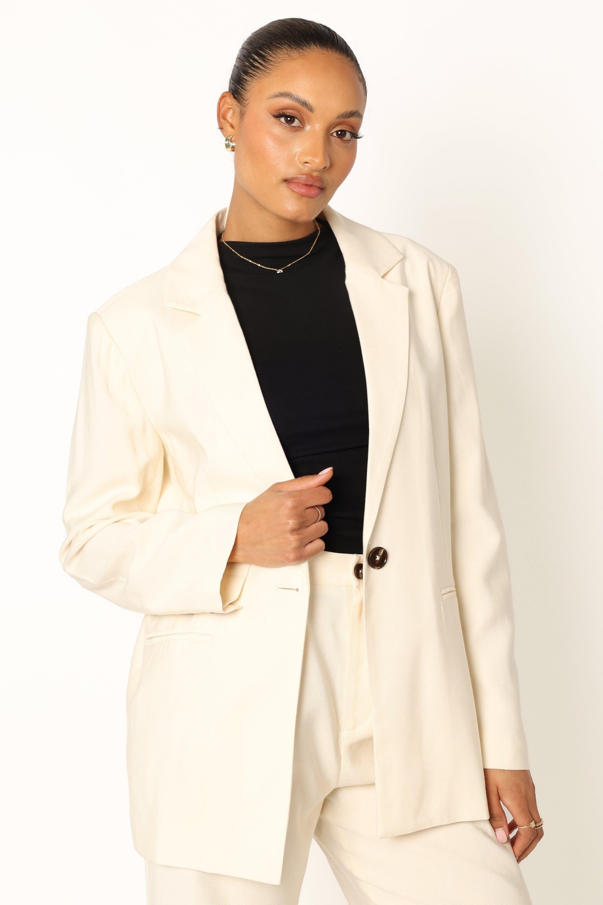 Petal and Pup Women's Noelle Oversized Blazer - Cream