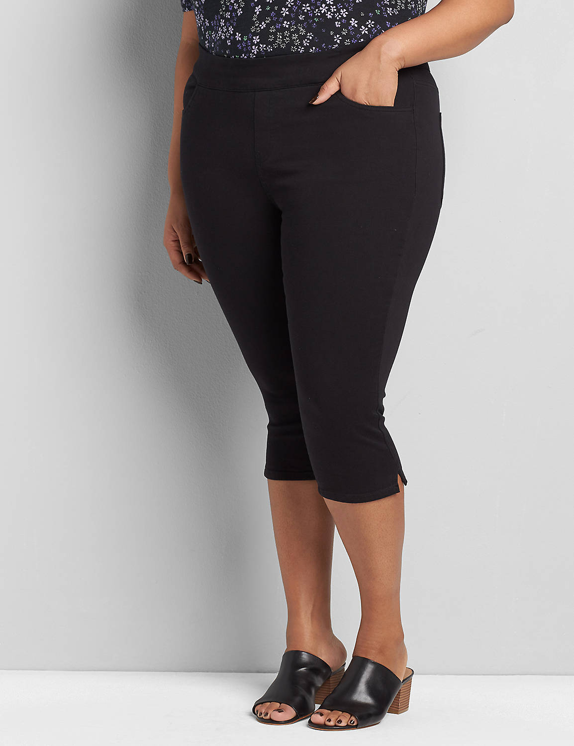 Pull-On Twill Skinny Pedal Pant