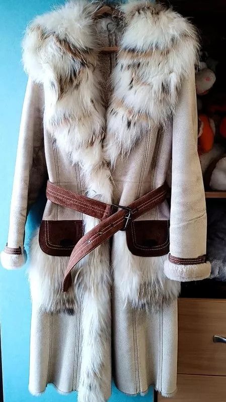 Real Sheepskip Beige Belted Shearling Coat With Fur Collar, Women's (Size Small)