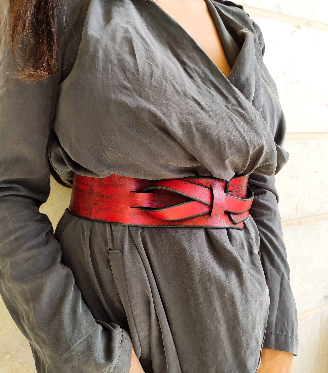 Red Leather Waist Belt With Black Trim - Stylish & Versatile Fashion Accessory For Dress Jacket Oversize Clothes