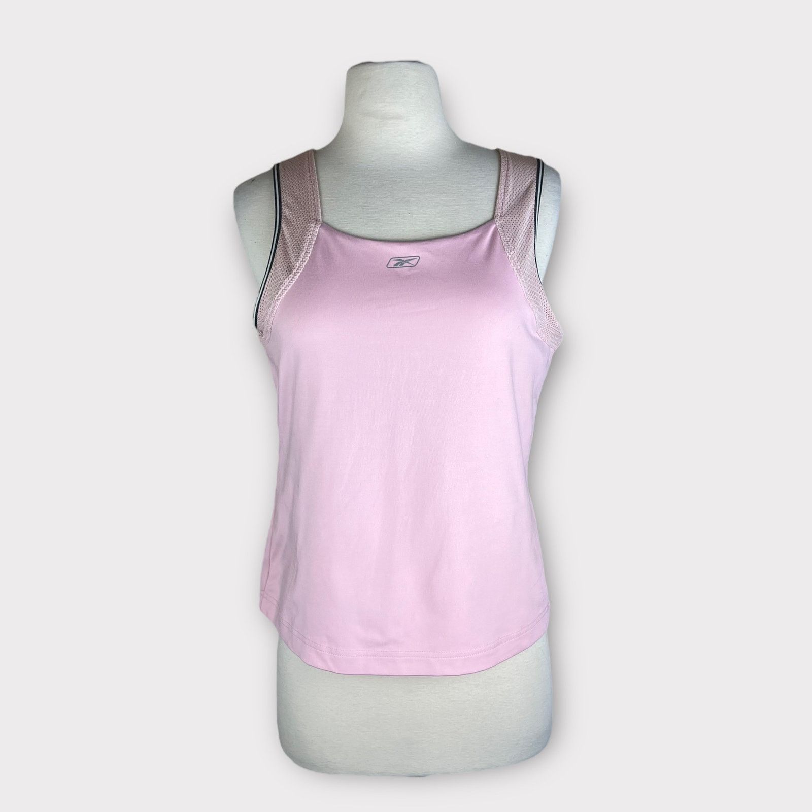 Reebok | Mesh Insert Activewear Tank Top | Medium in Pink, Women's