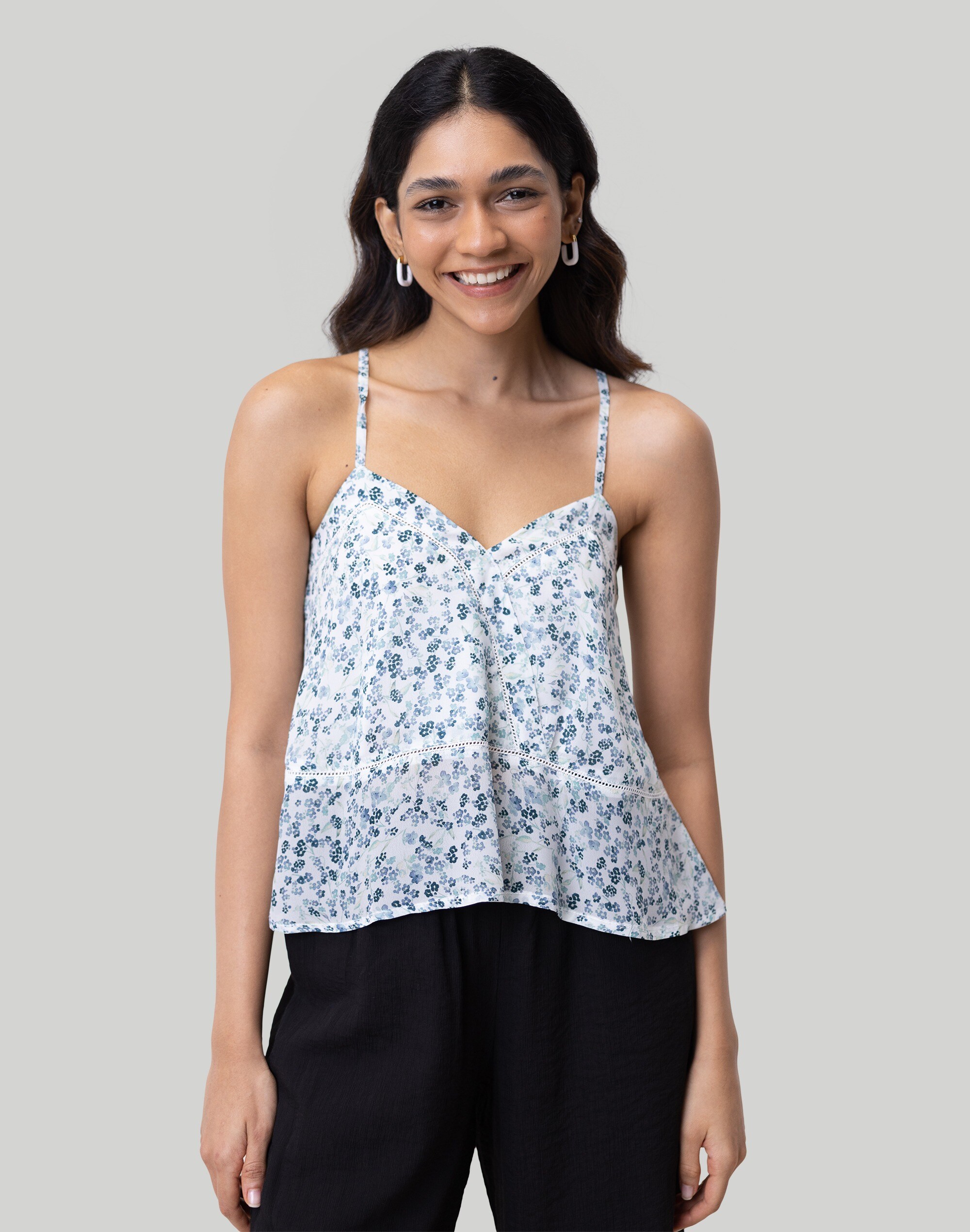 Reistor Lace-Trim V-Neck Camisole Top