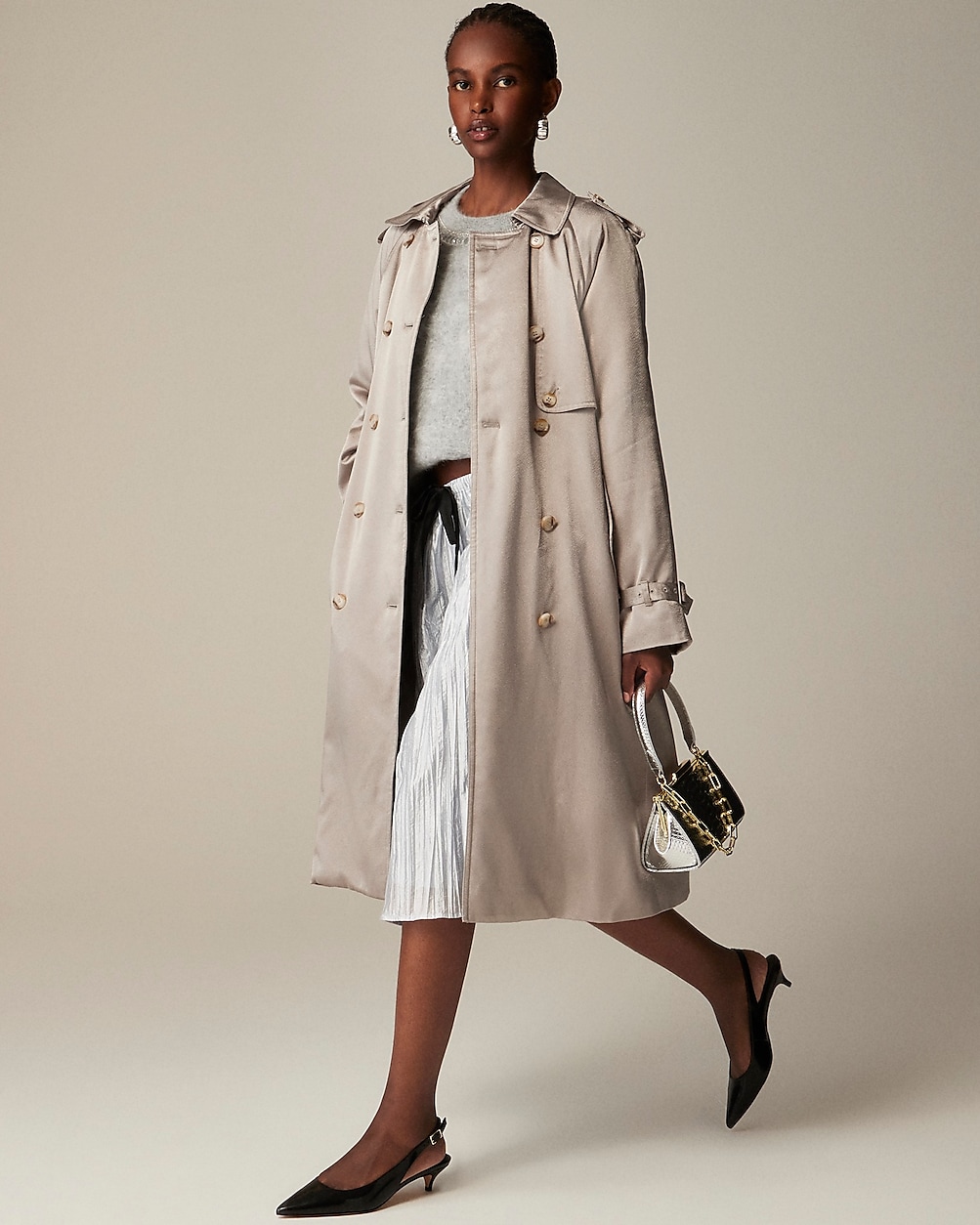 Relaxed trench coat in satin crepe